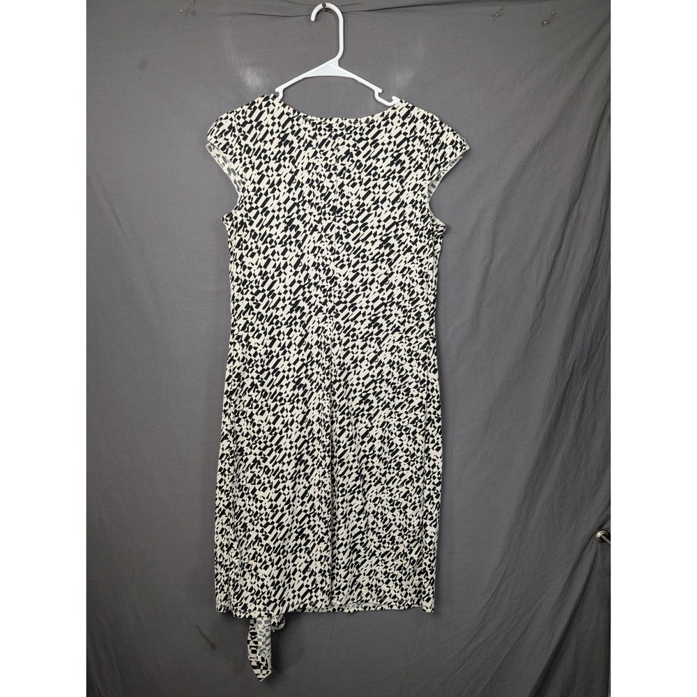 Kathie Lee Collection Black Cream Geometric Asymmetric Sheath Dress Medium